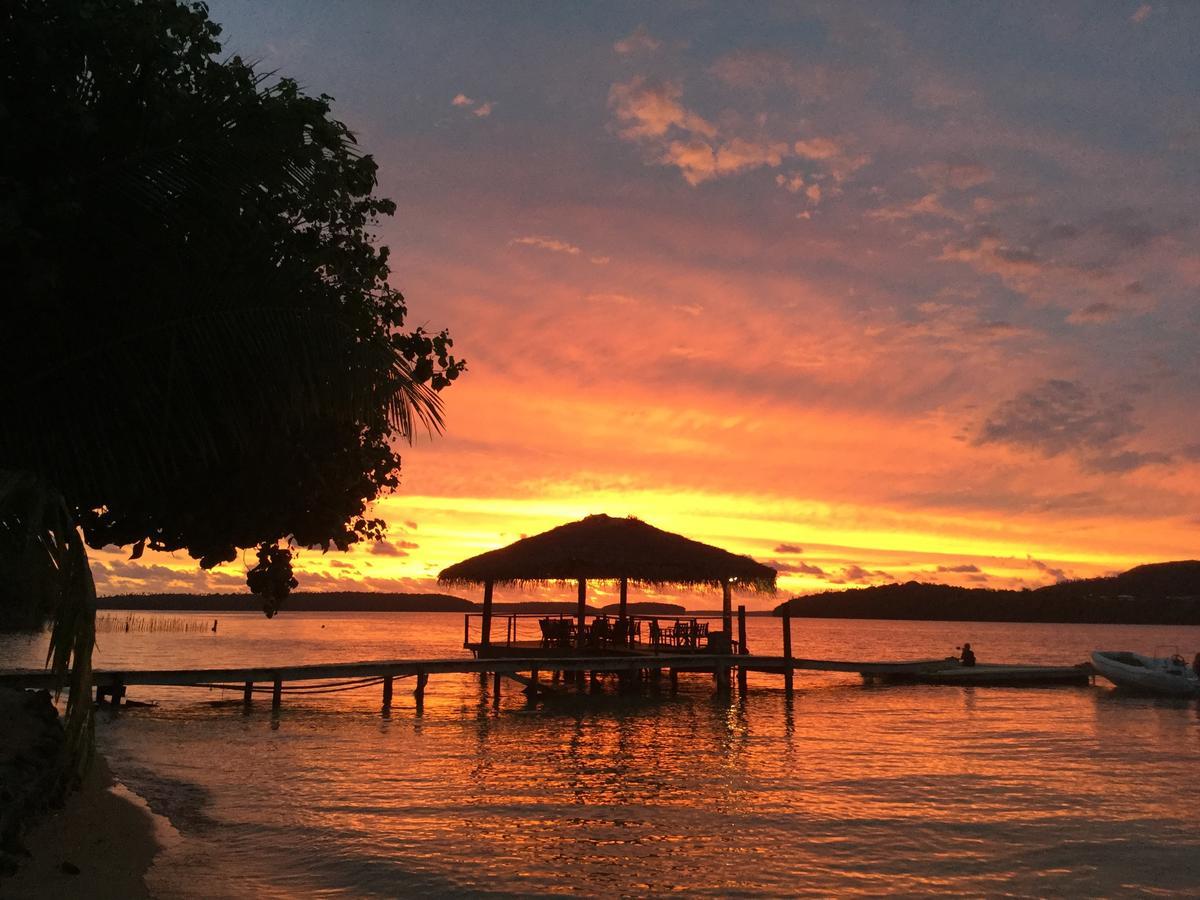 Tongan Beach Resort Utungake エクステリア 写真